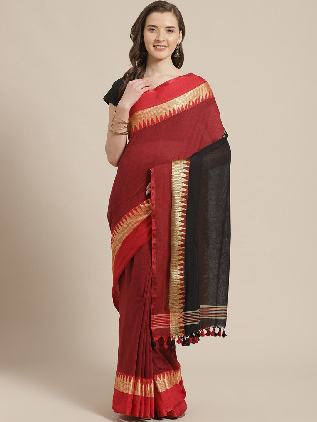 Buy Laa Calcutta Maroon & Golden Pure Cotton Taant Saree Sarees for