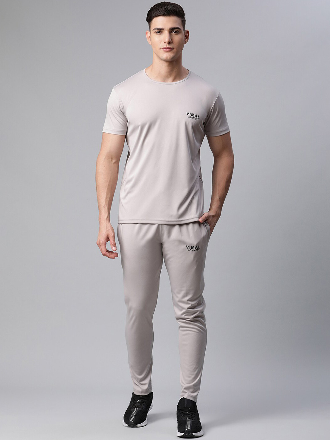 vimal jonney track suit