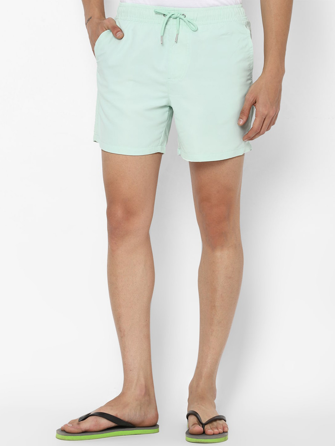 Buy FOREVER 21 Men Blue Solid Regular Shorts Shorts for Men 17677818