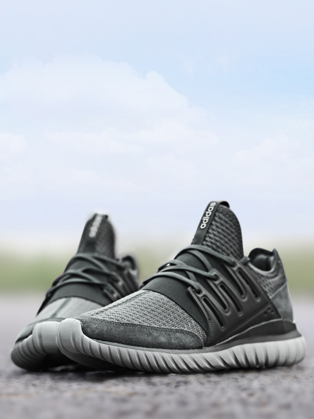 men's adidas tubular radial casual shoes