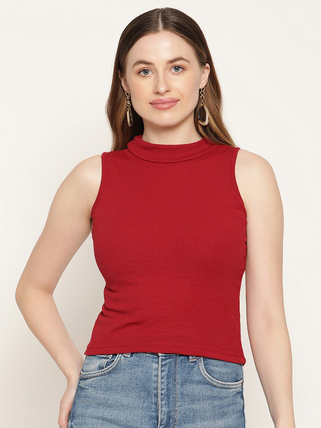Maroon Solid Sleeveless Tops