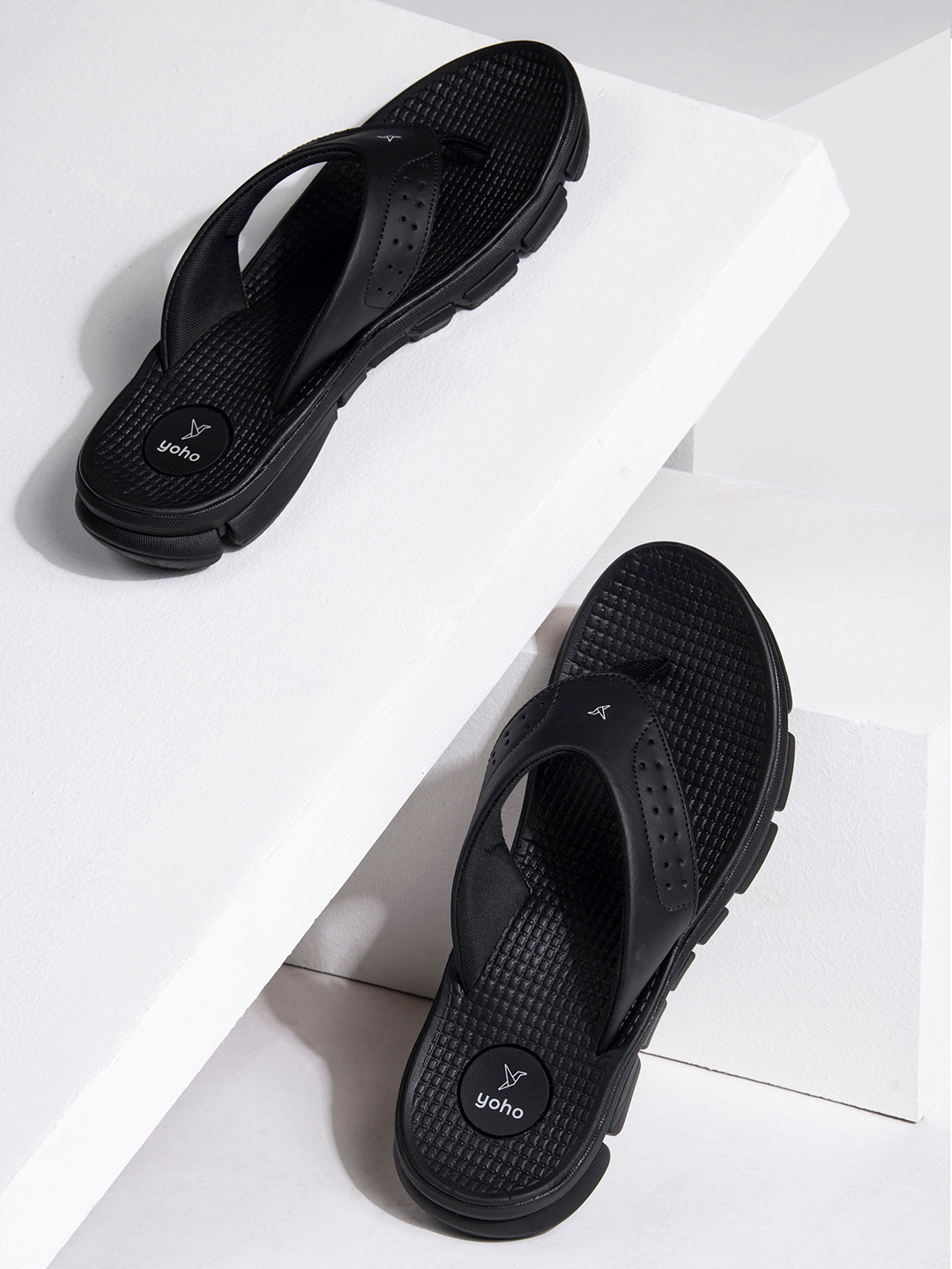 black flip flops size 3