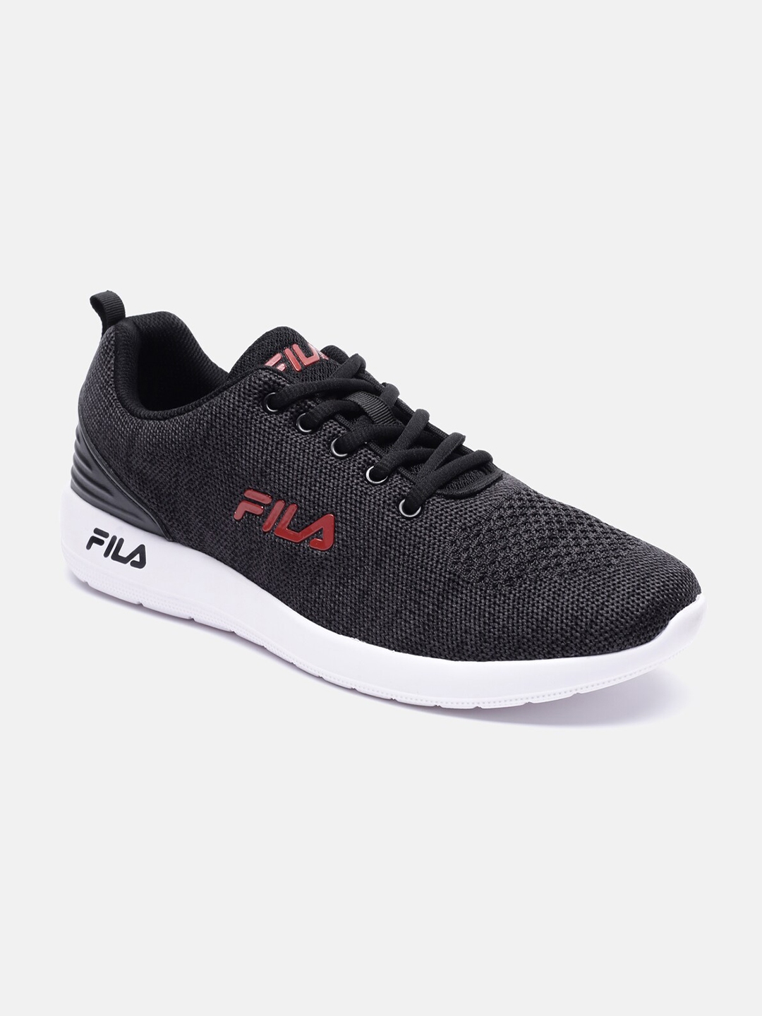 Buy FILA Men Black Running Shoes - Sports Shoes for Men 17762546 | Myntra