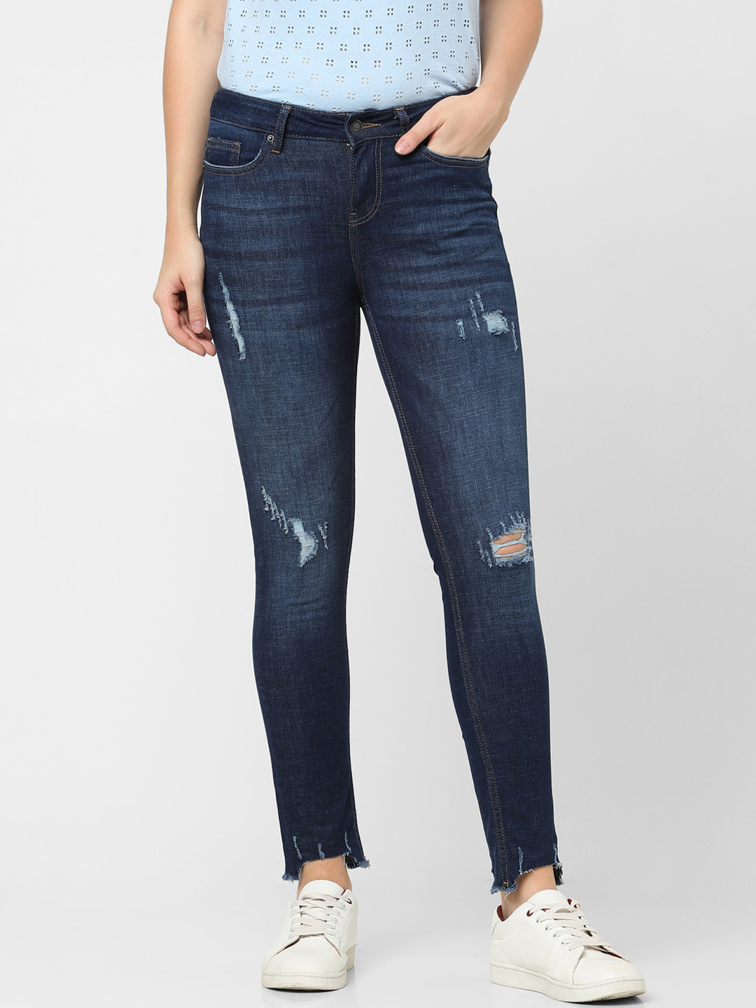 Women's Blue Skinny Fit Mildly Distressed Light Fade Stretchable Denim Jeans