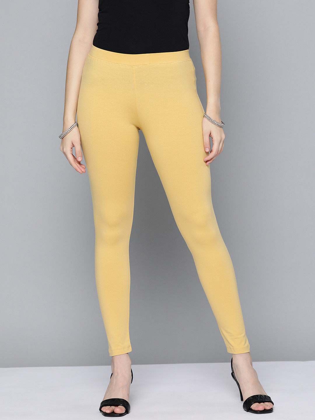 Buy HERE&NOW Women Mustard Solid Three Fourth Length Leggings