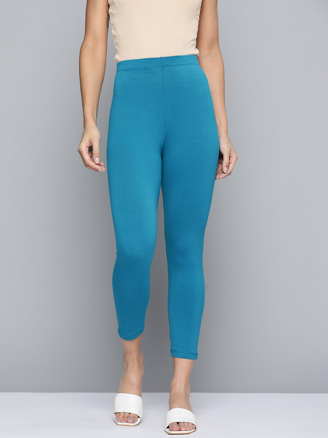 Buy HERE&NOW Women Teal Blue Three Fourth Length Solid Leggings
