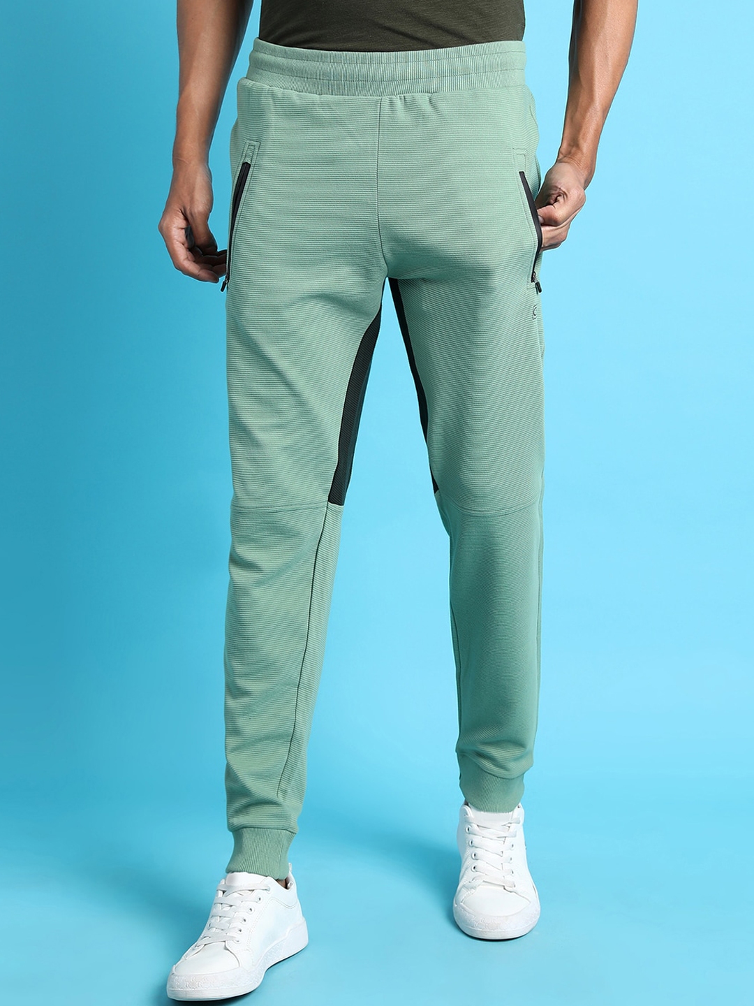 Buy Campus Sutra Men Green Solid Regular Fit Track Pants - Track Pants ...