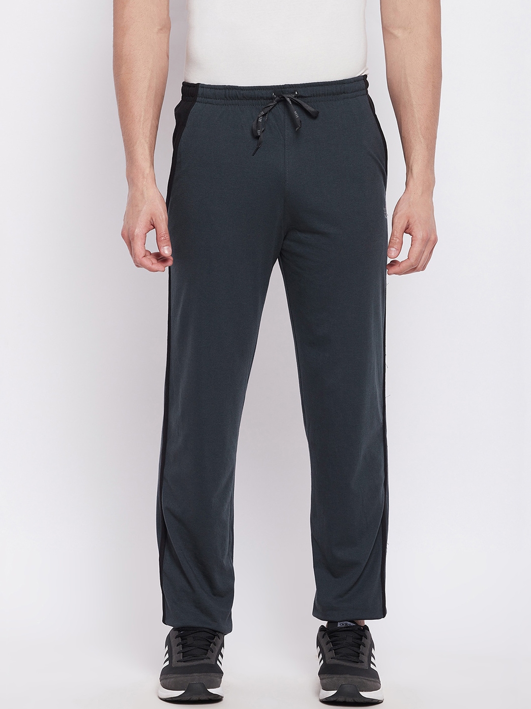 neva track pants online