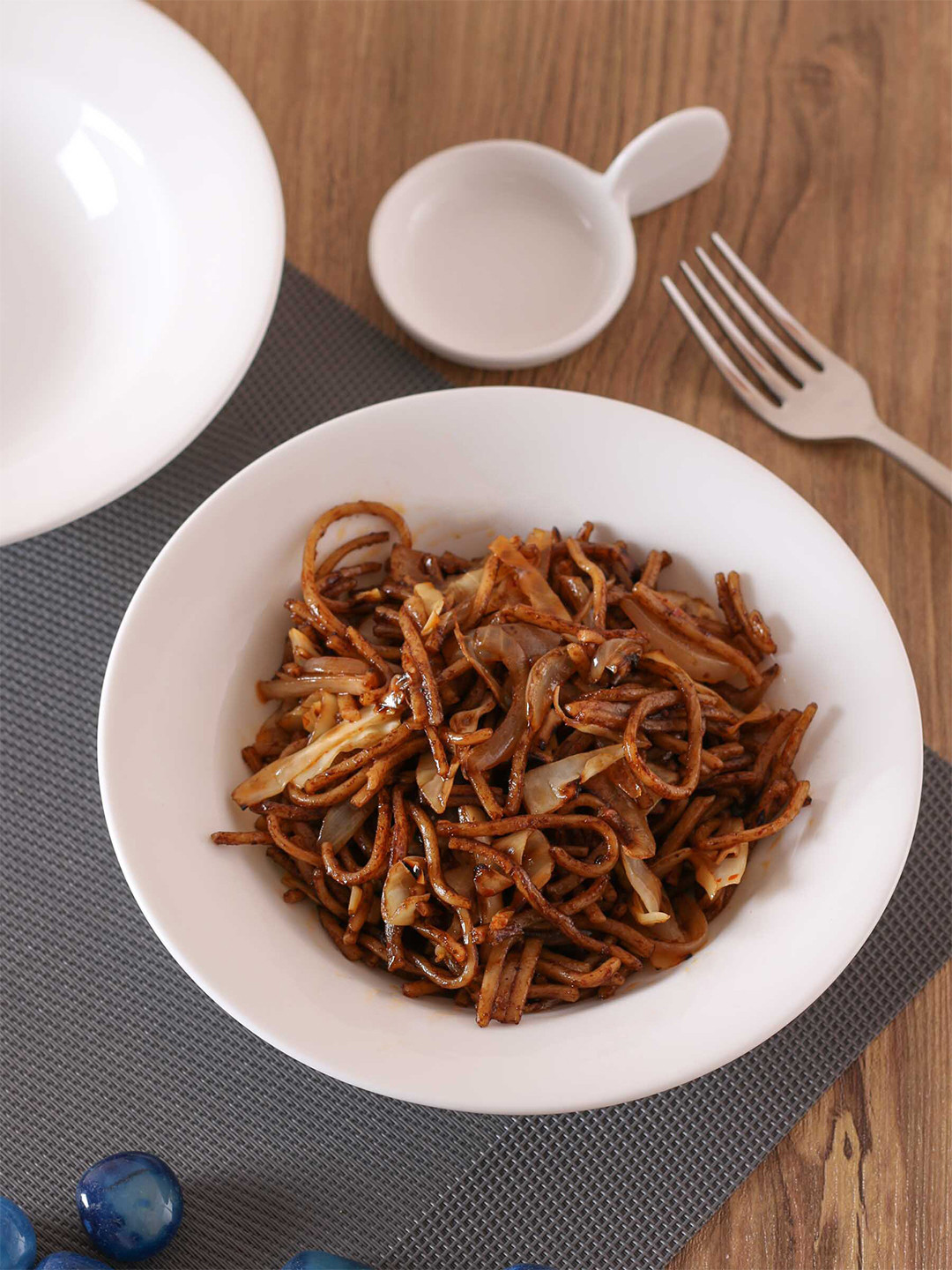 Buy CLAY CRAFT White Set Of 4 Solid Ceramic Glossy Quarter Plates