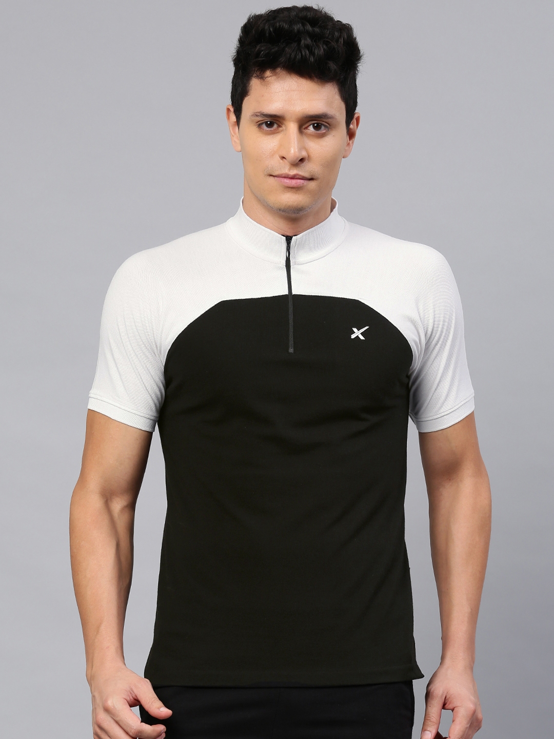 hrithik in tshirt