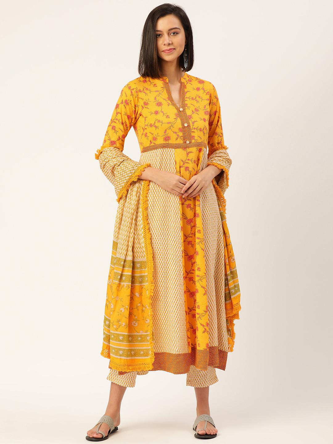 thumbnail image 2 of Indian Women Green Floral Printed Cotton Kurta Kurti Top Tunic Straight... 2 of 12