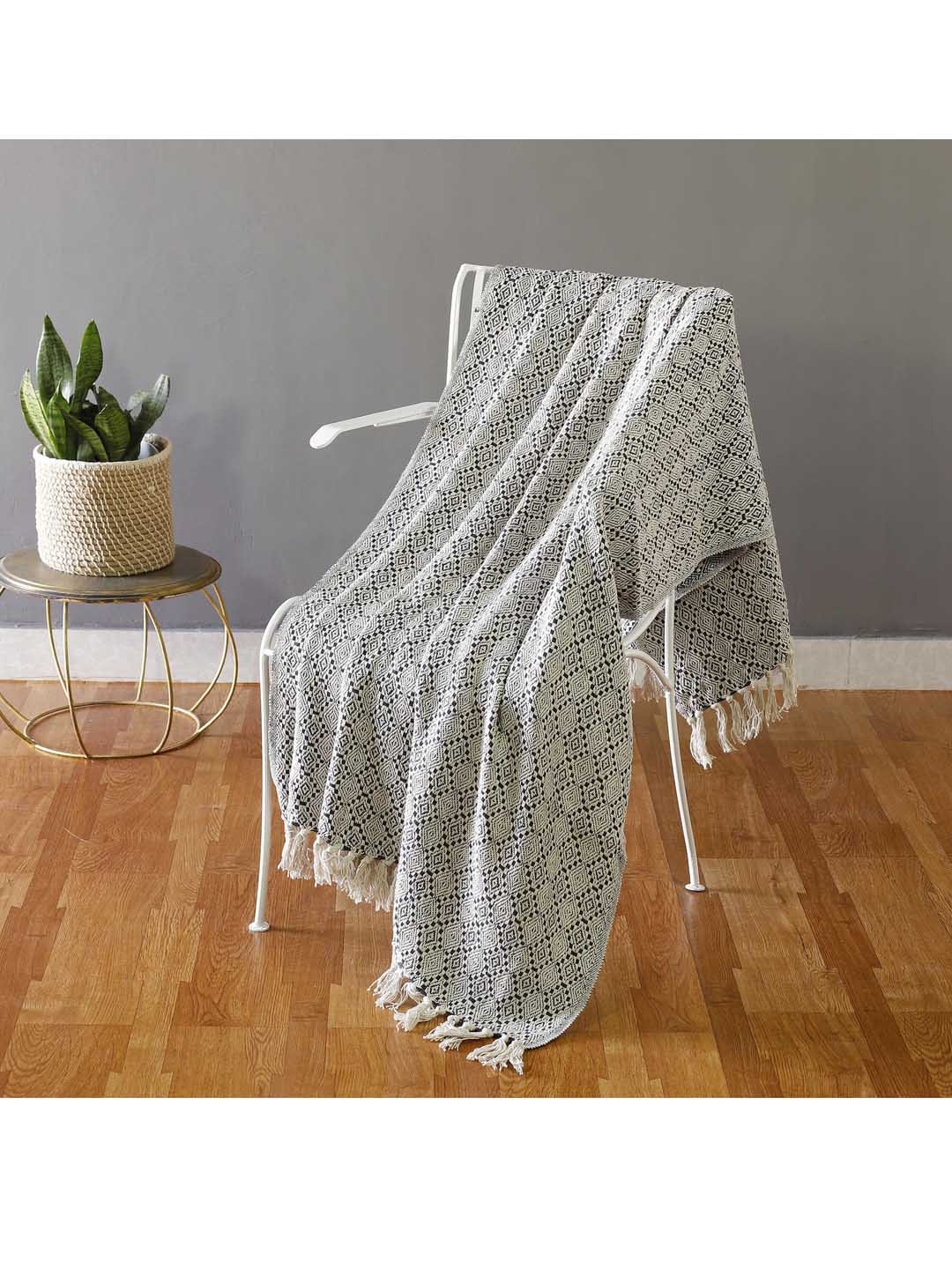 Buy HANDICRAFT PALACE Black & White Printed Cotton Throws Throws for