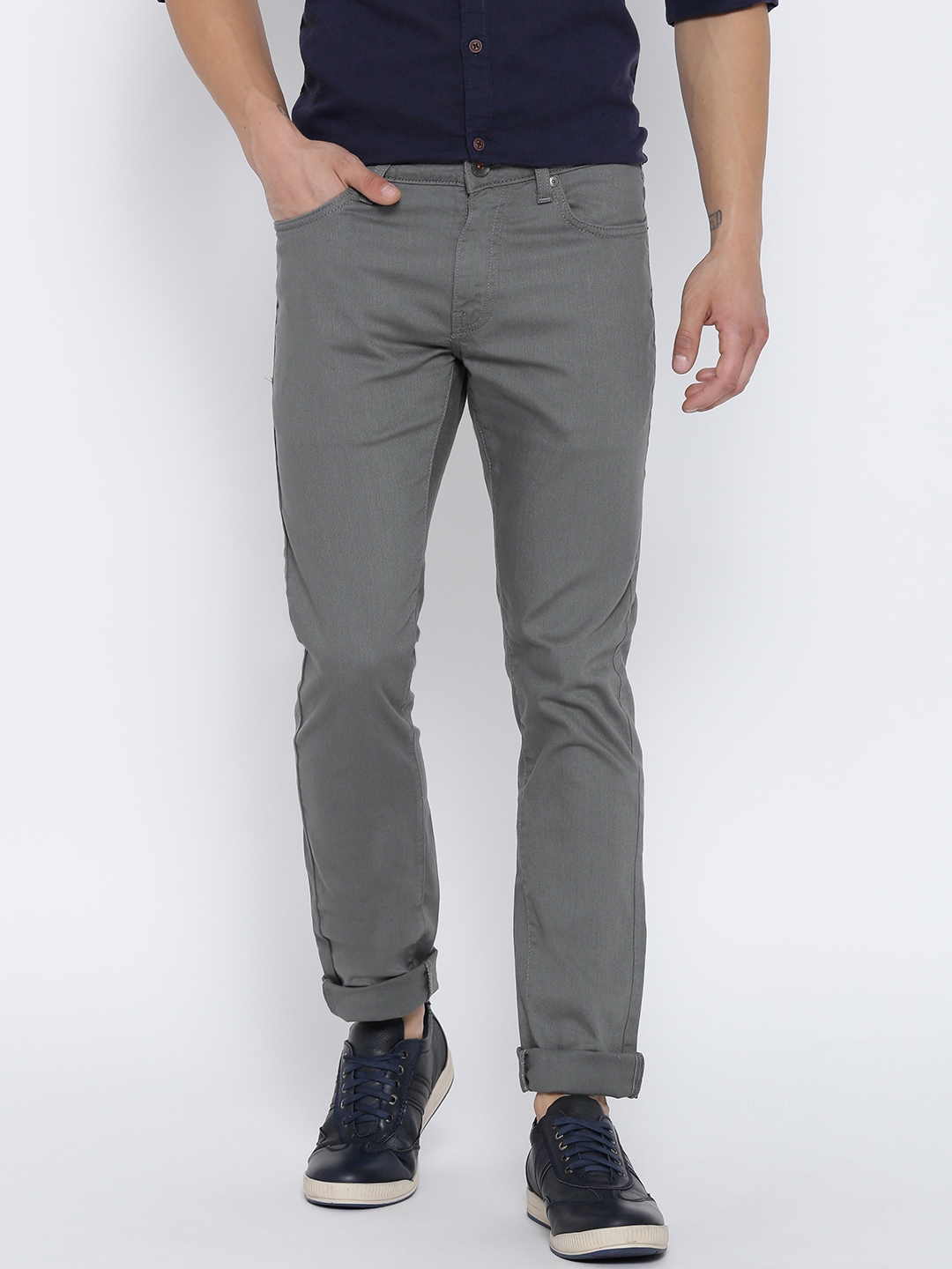 Buy United Colors Of Benetton Men Grey Skinny Stretchable Jeans - Jeans ...