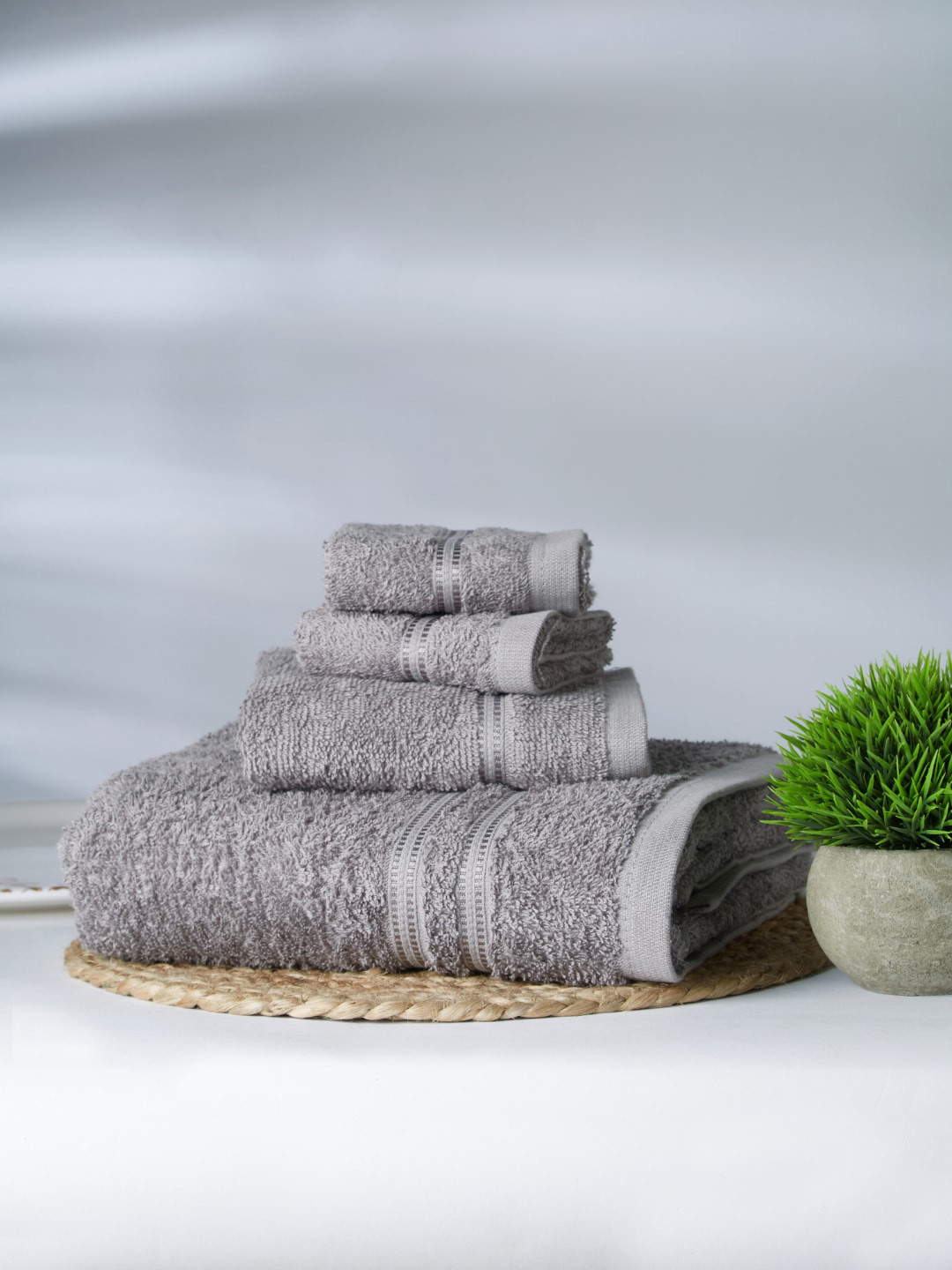 Buy Welspun Set Of 4 Grey Pure Cotton Towels Towel Set for Unisex