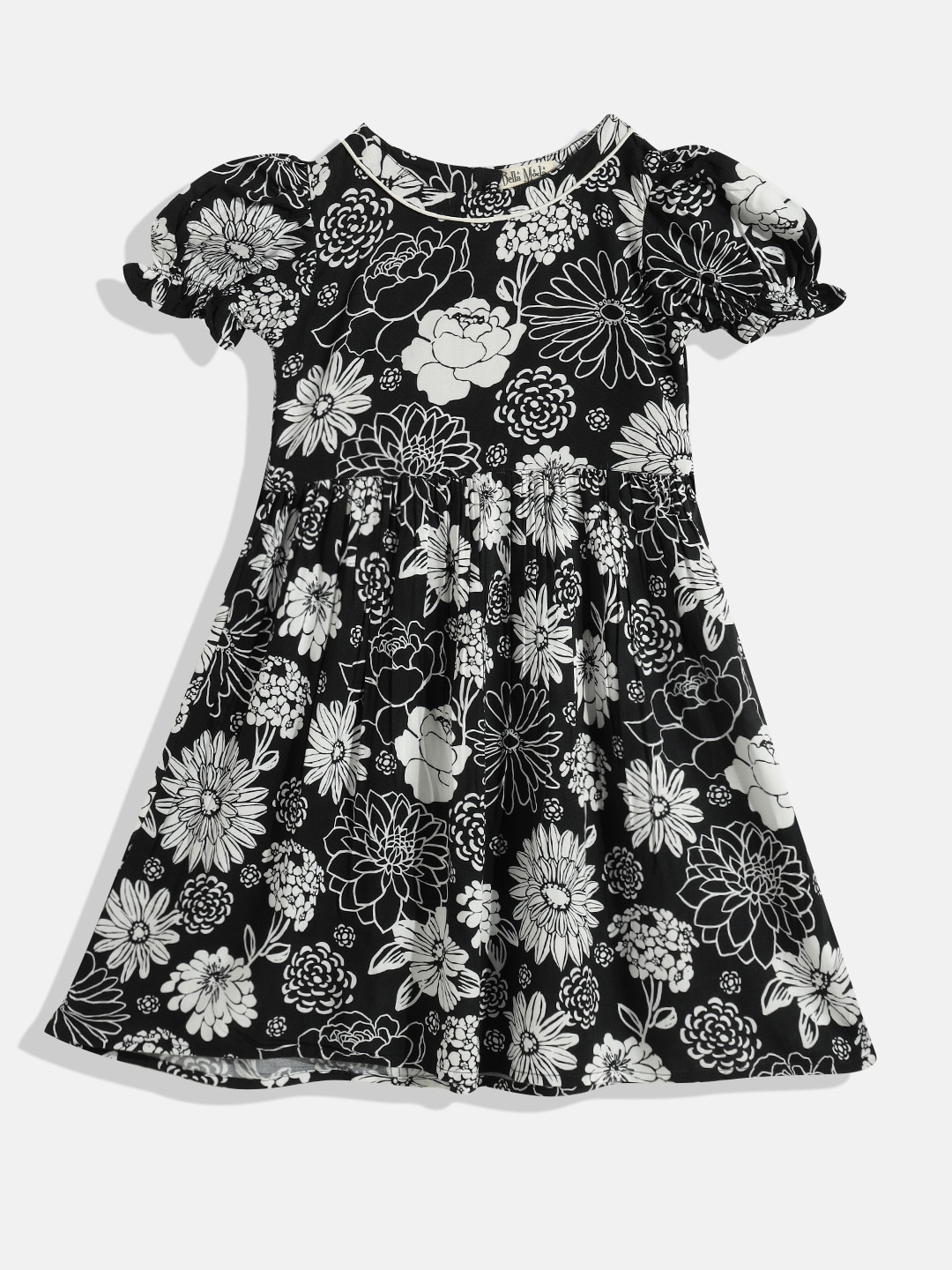 Buy Bella Moda Girls Black & White Floral Printed Pure Cotton Fit