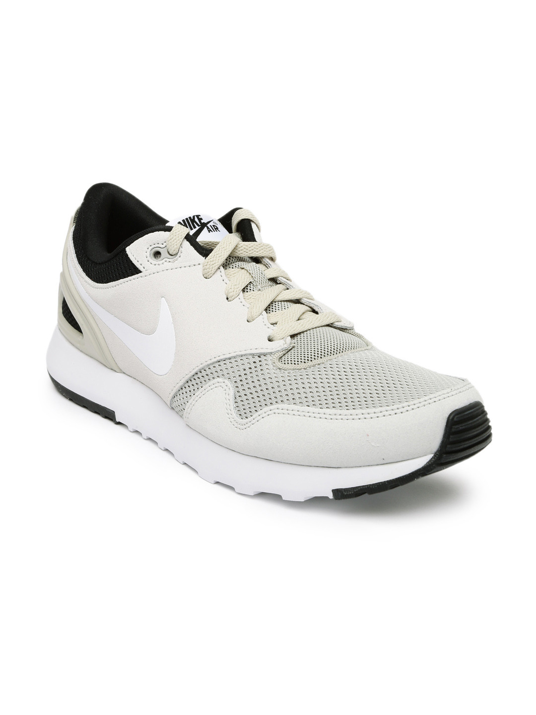 all black vapormax with red check