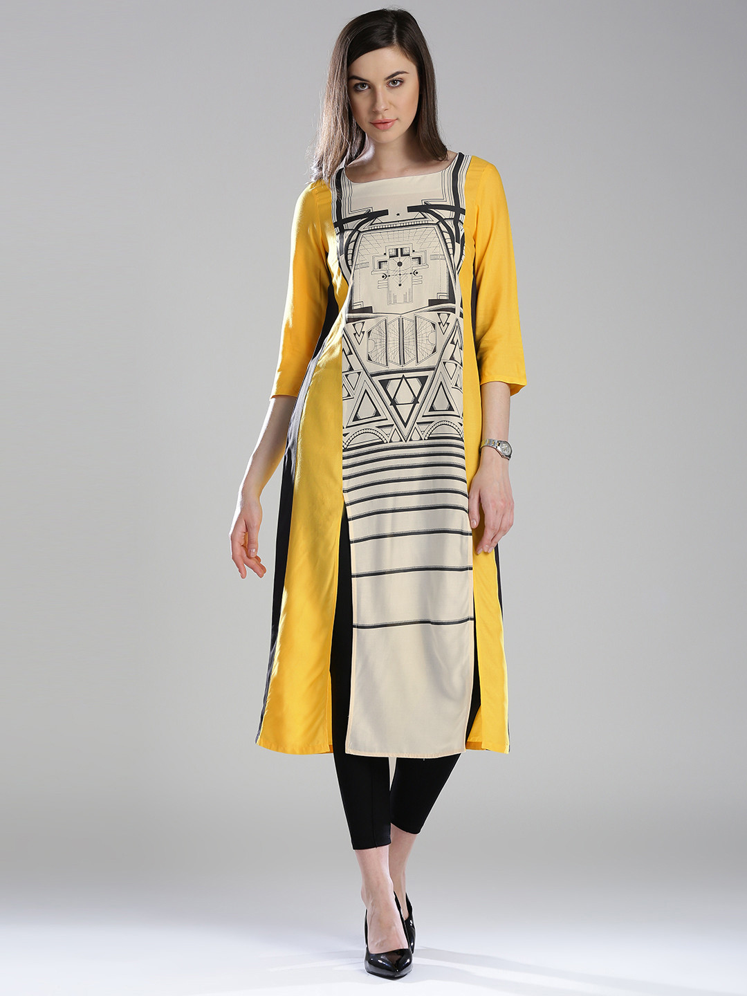 Women Off White Printed A-Line Kurta Trousers Set