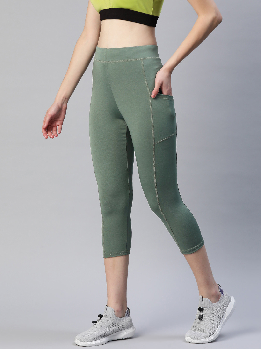 Buy Blinkin Women Olive Green Rapid Dry 3/4th Tights With Side Pockets