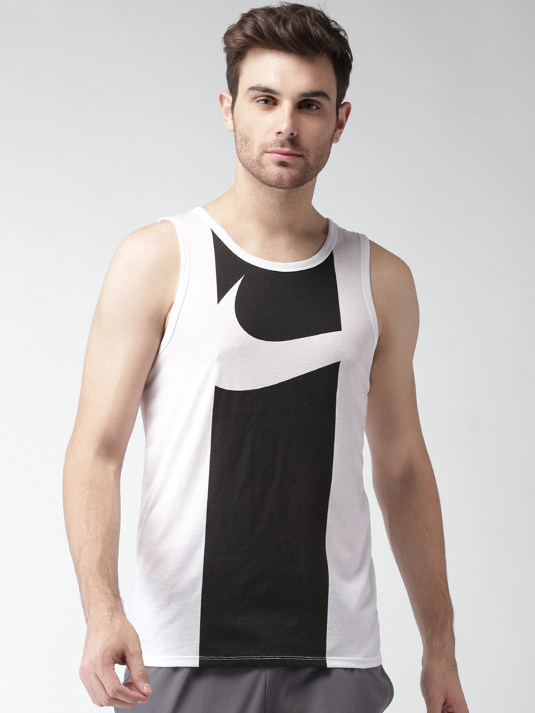 mens black and white nike t shirt