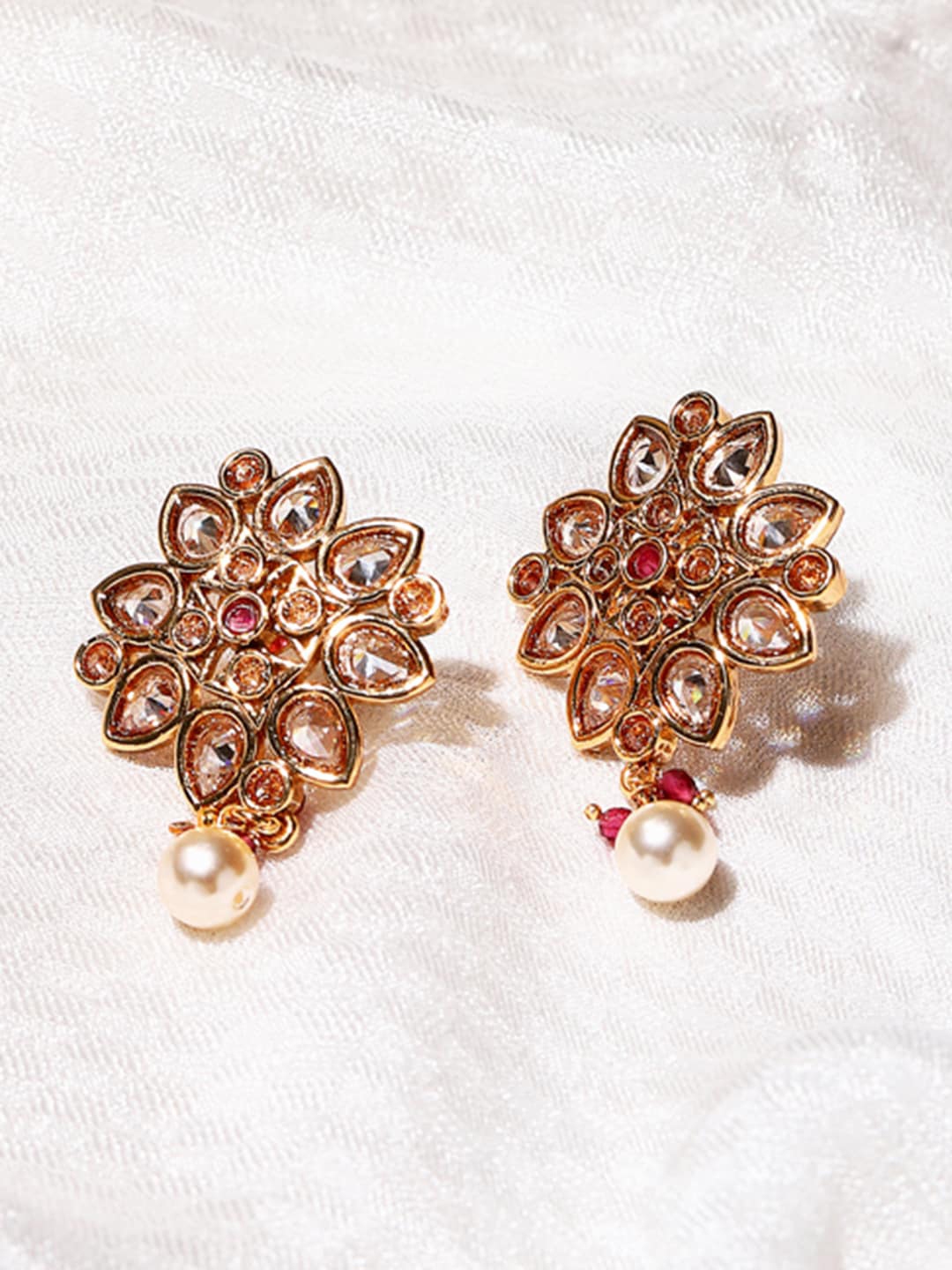 studio voylla earrings