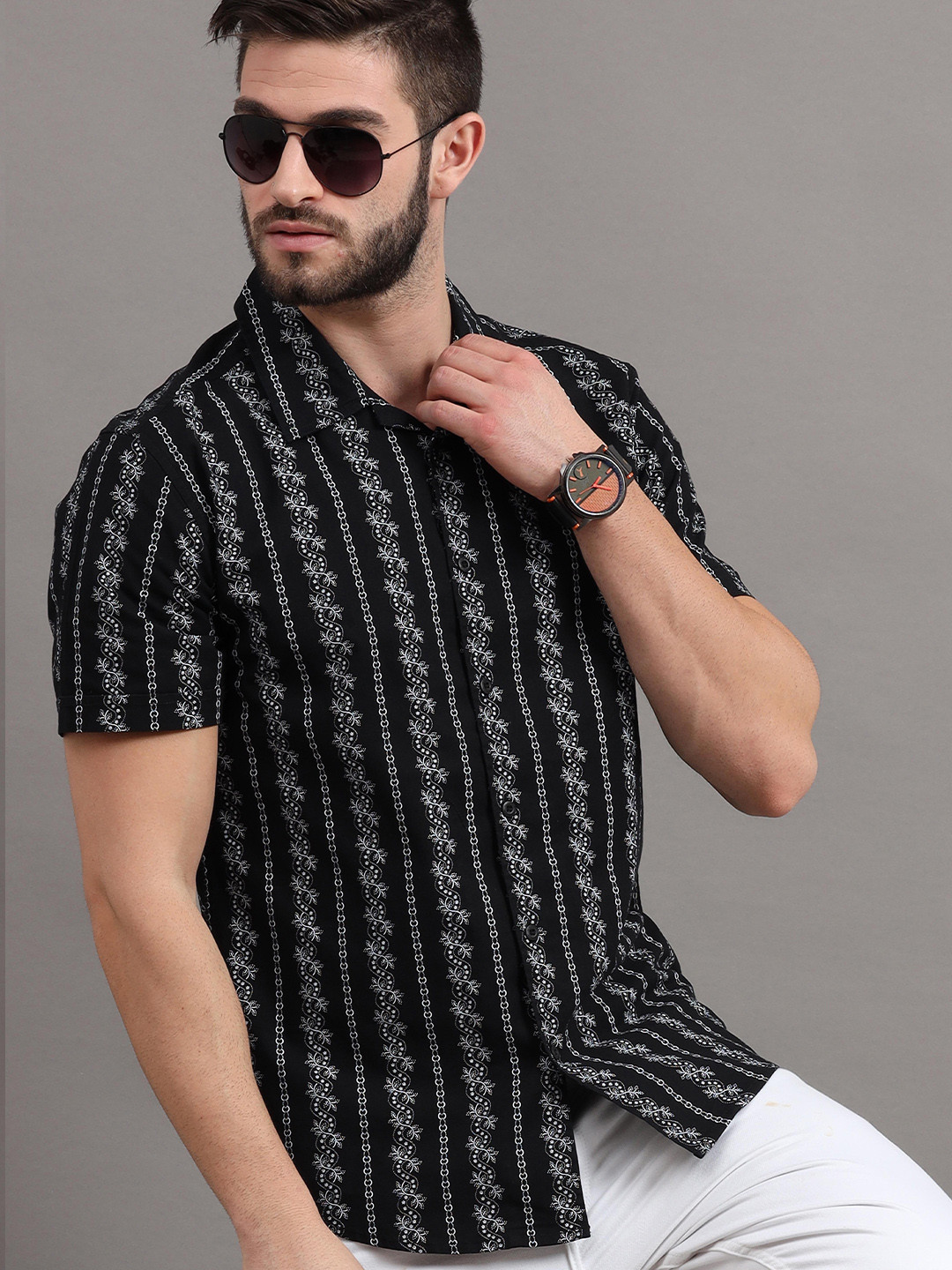 Men's Black Slim Fit Floral Printed Cotton Casual Shirt main image 1