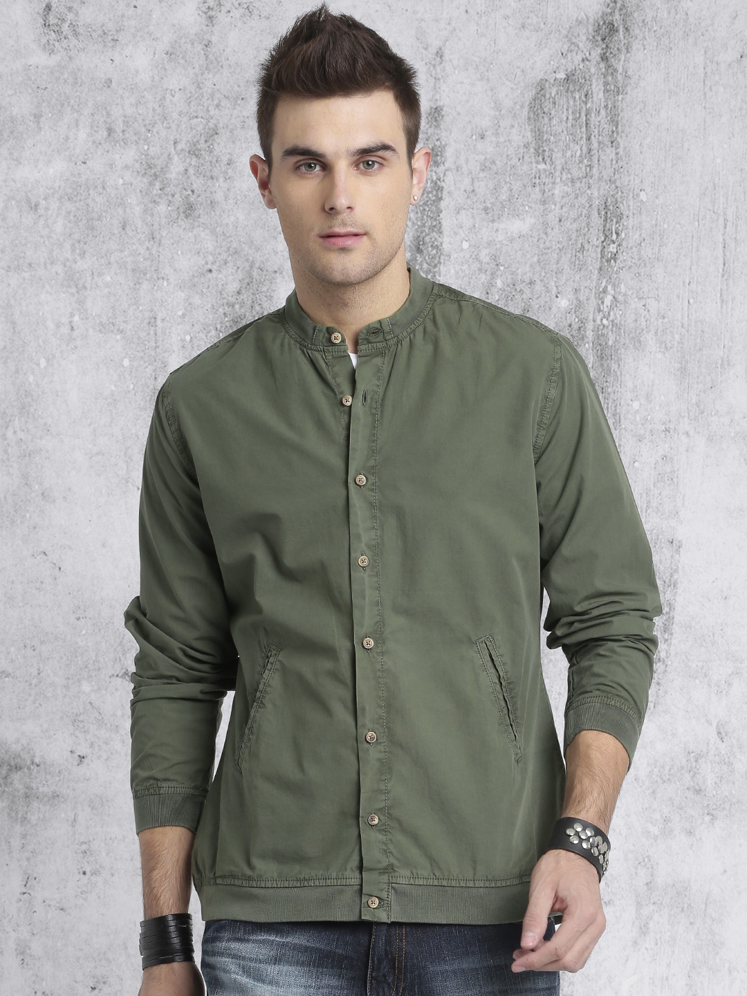 Buy Roadster Men Olive Green Solid Casual Shirt - Shirts for Men ...