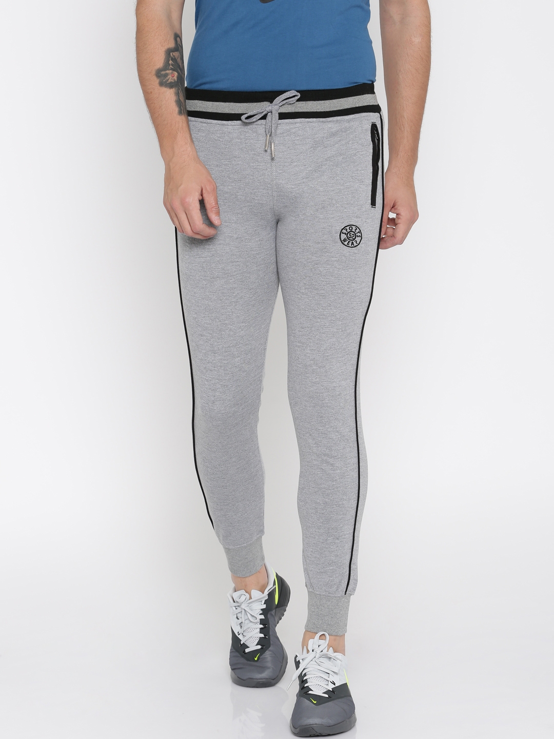 jogger pants myntra