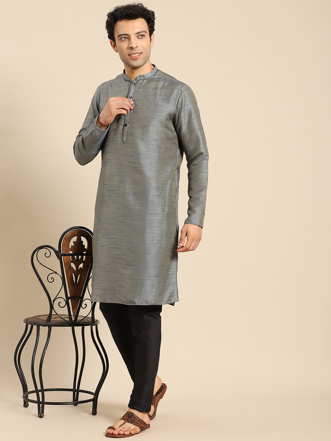 Buy Amodh By Kisah Men Charcoal Grey Kurta With Trousers Kurta Sets