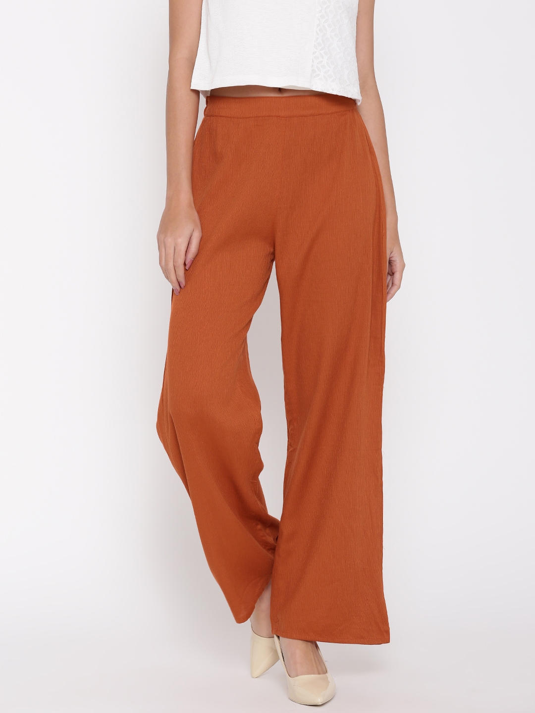 parallel trousers with top