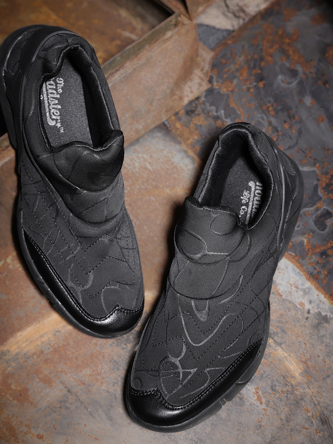 slip on shoes myntra
