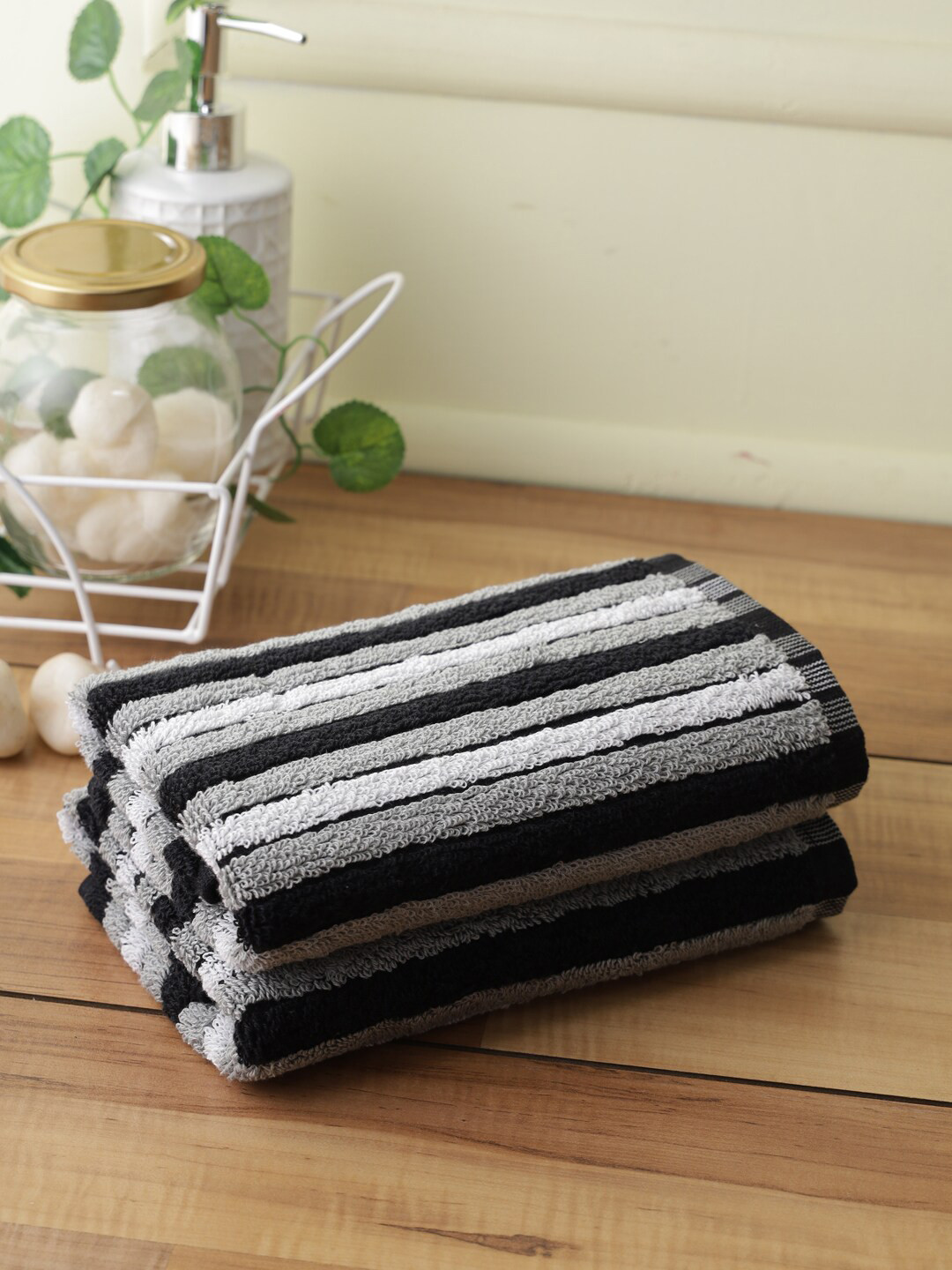 Buy Softweave Unisex Black Hand Towels Hand Towels for Unisex