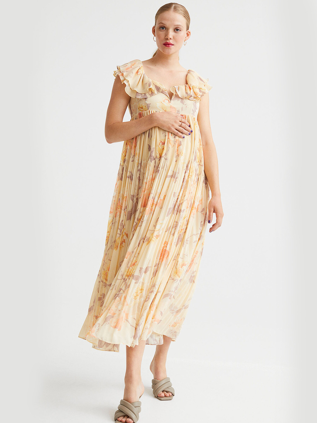 Buy H&M Women Yellow Printed MAMA Pleated Chiffon Dress Dresses for