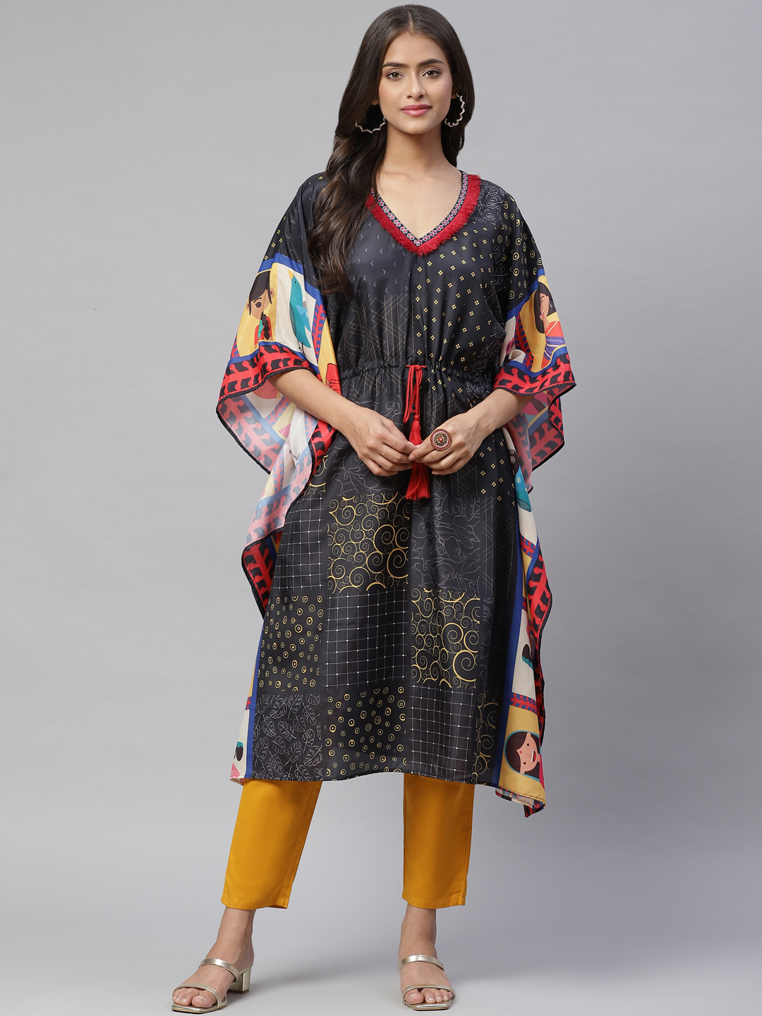 Buy YELLOW PARROT Women Black & Beige Printed Extended Sleeves Kaftan
