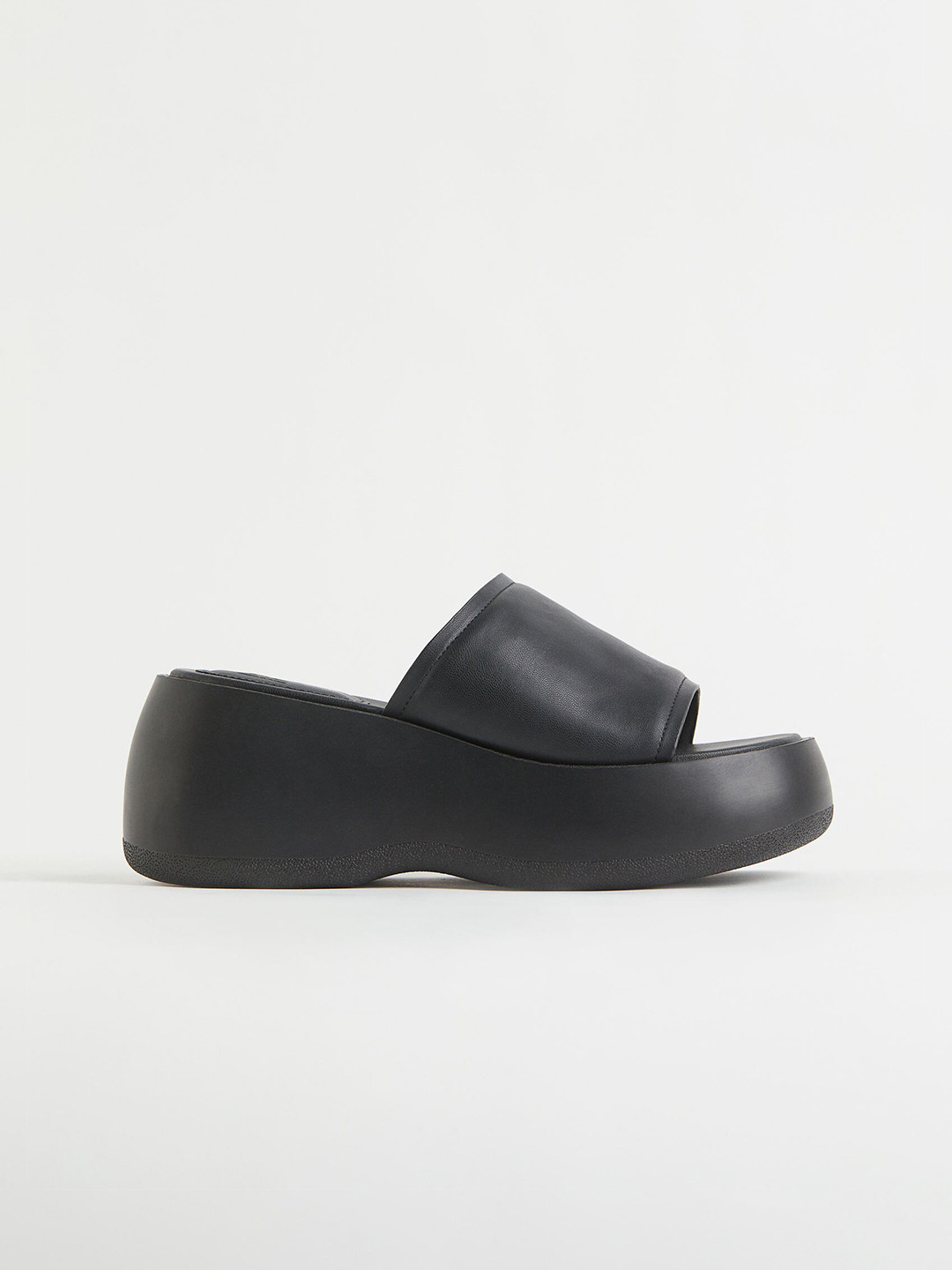 Buy H&M Women Black Chunky Platform Sandals - Heels for Women 18224082 | Myntra