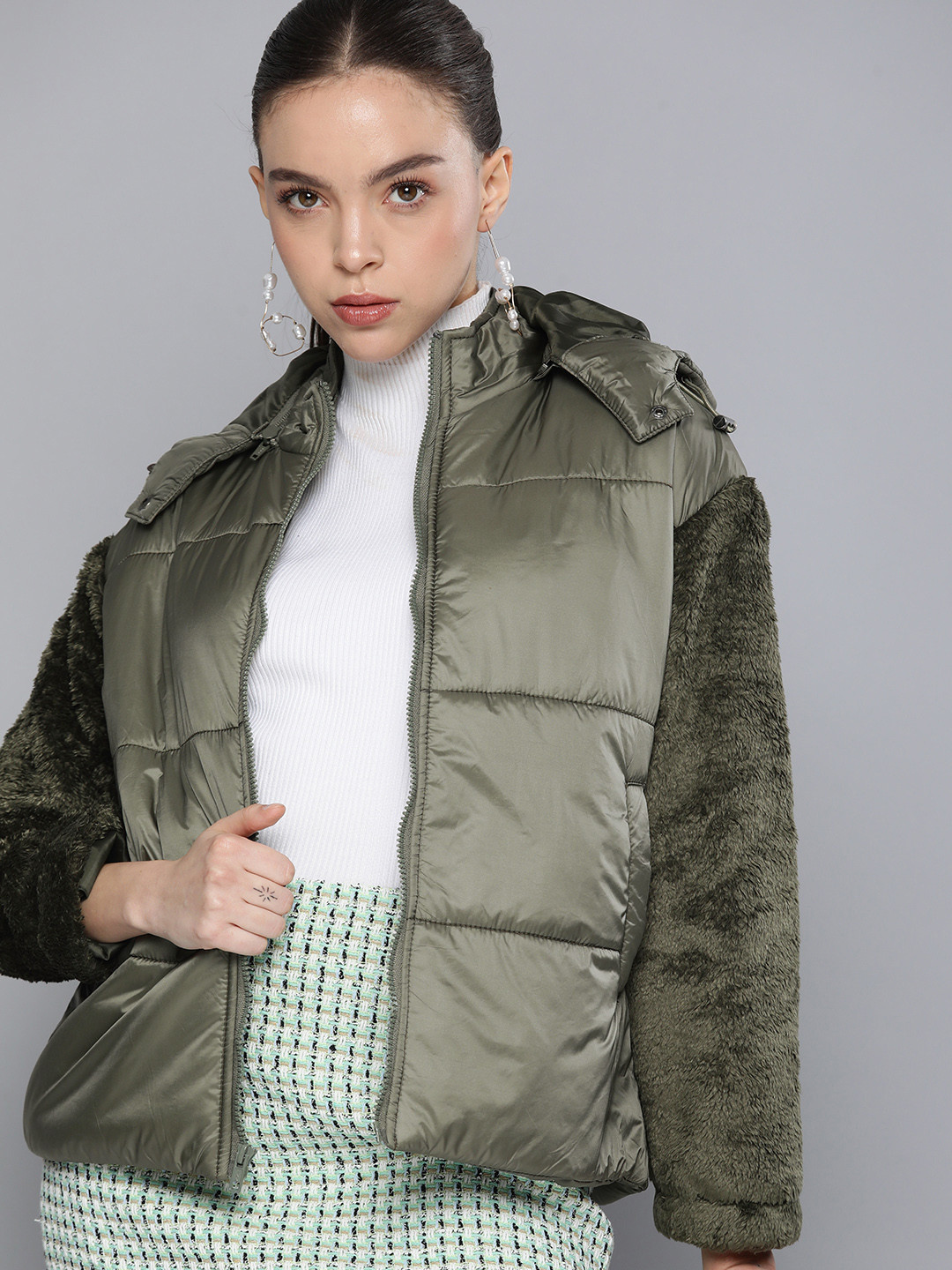 Buy Chemistry Women Olive Green Hooded Puffer Jacket With Fur Sleeves