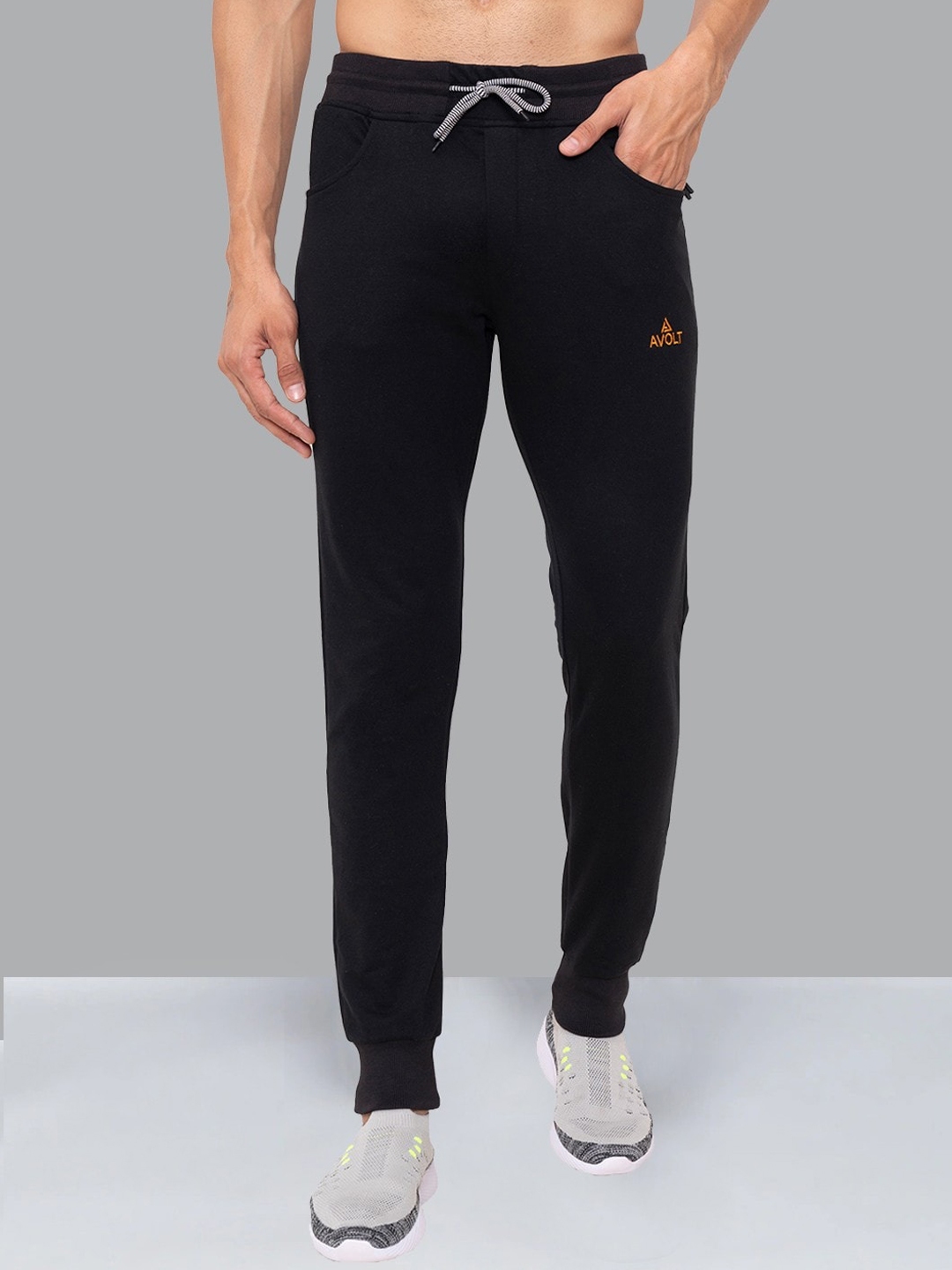 avolt track pants