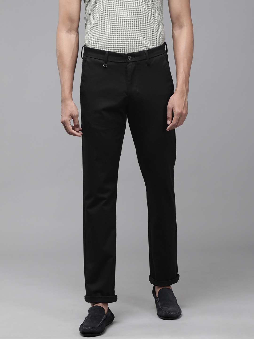 Buy Van Heusen Men Black Solid Slim Fit Trousers - Trousers for Men ...