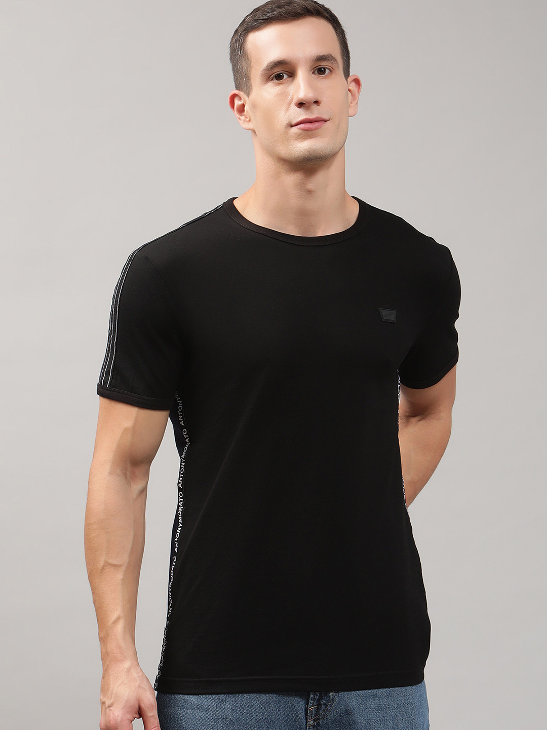 T-Shirt Slim Fit Homme - Coupe Ajustée Confortable Et Moderne