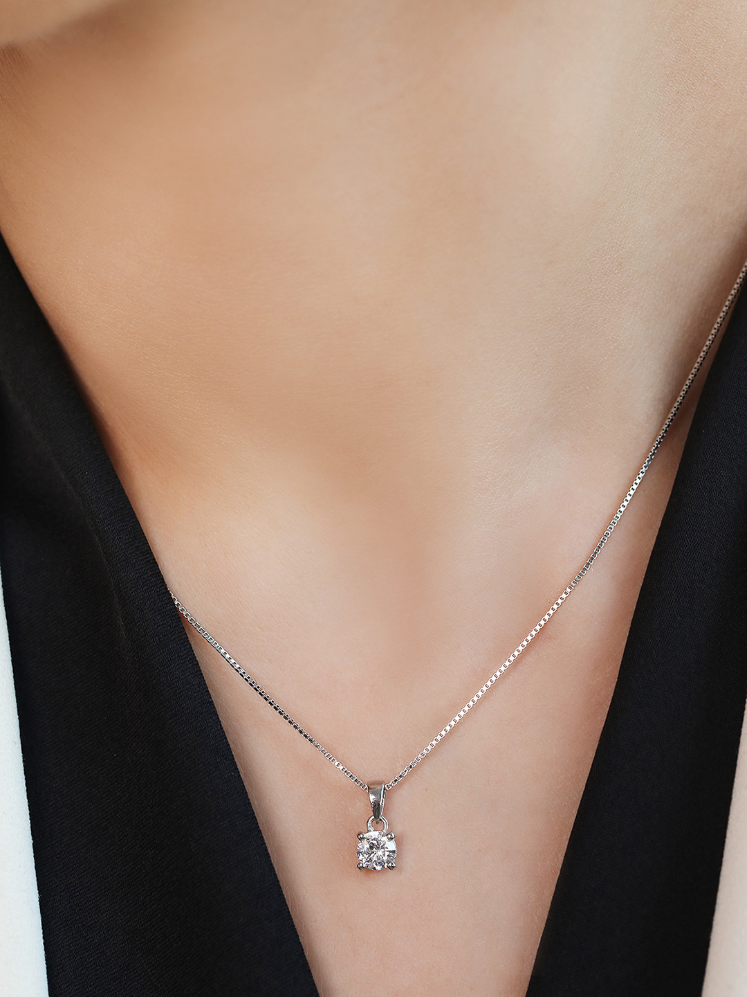 Lucky Four Leaf Clover Necklace In Silver – GeMMs & Co - Foto 9