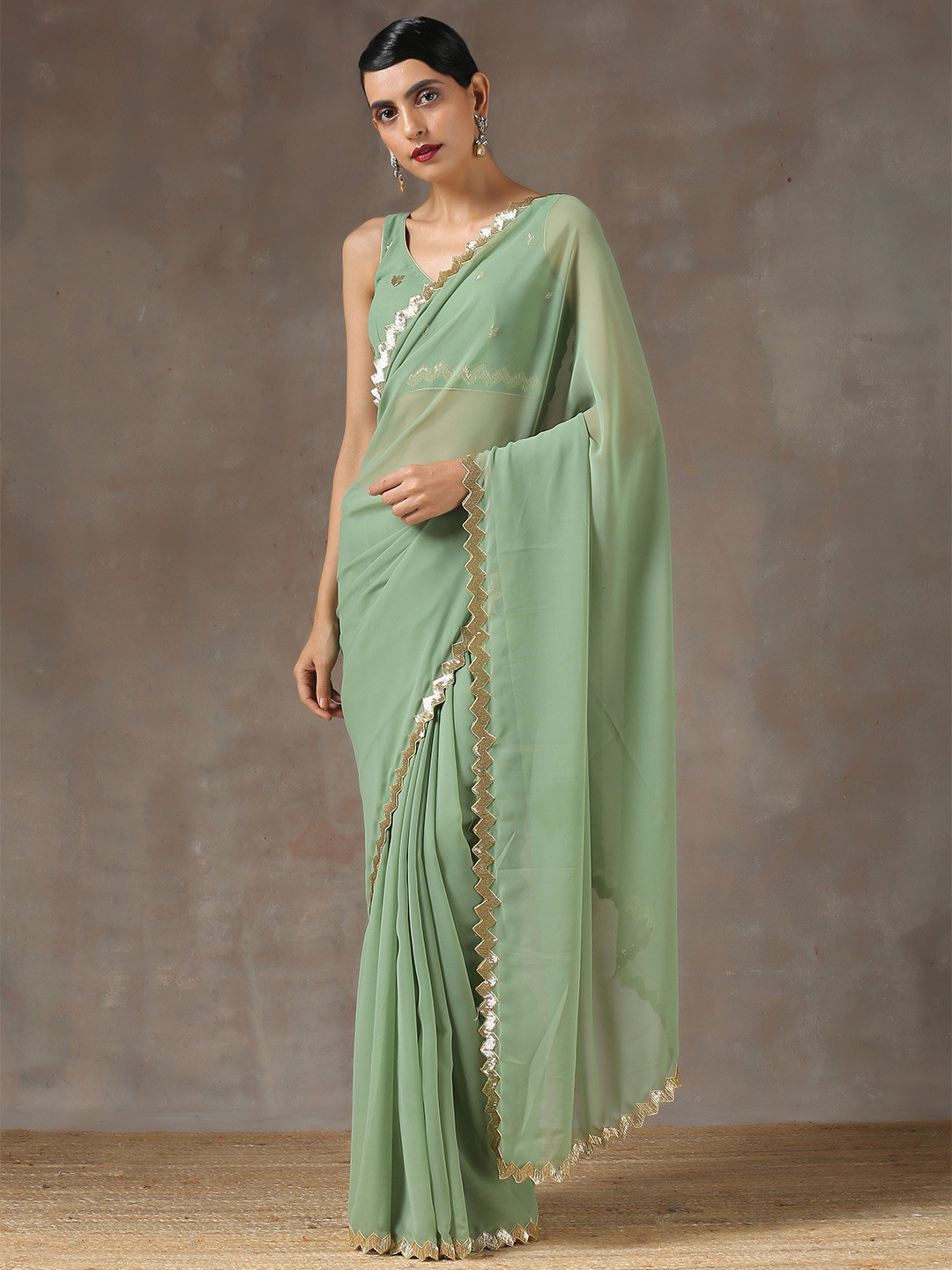 Sarvaratna Green Saree main image 1