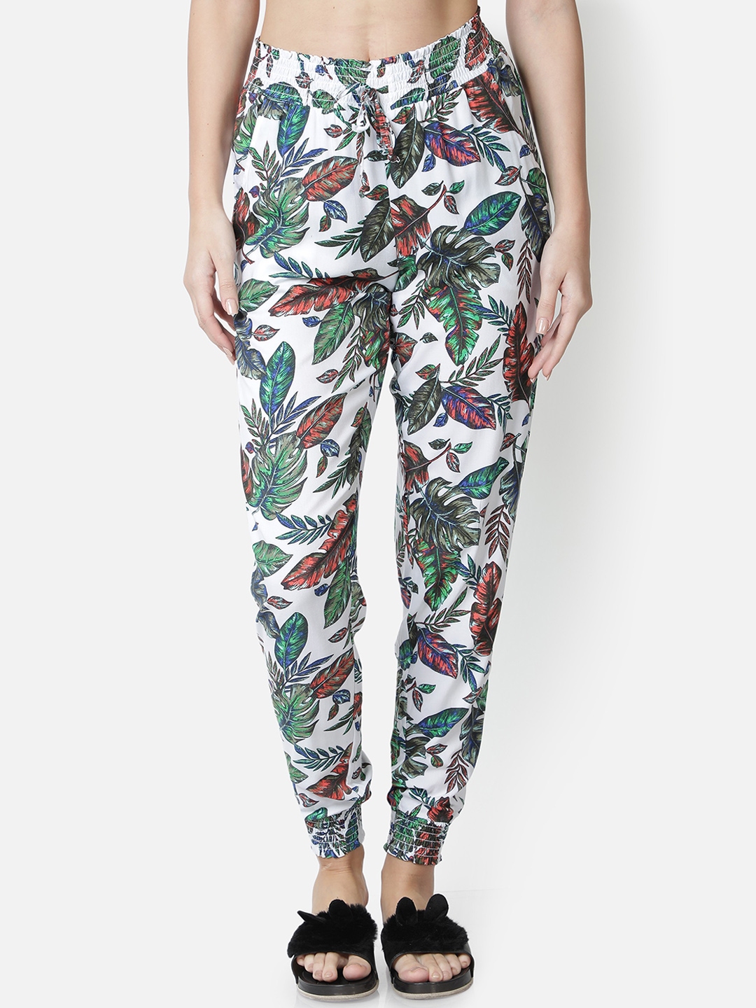 white printed pants