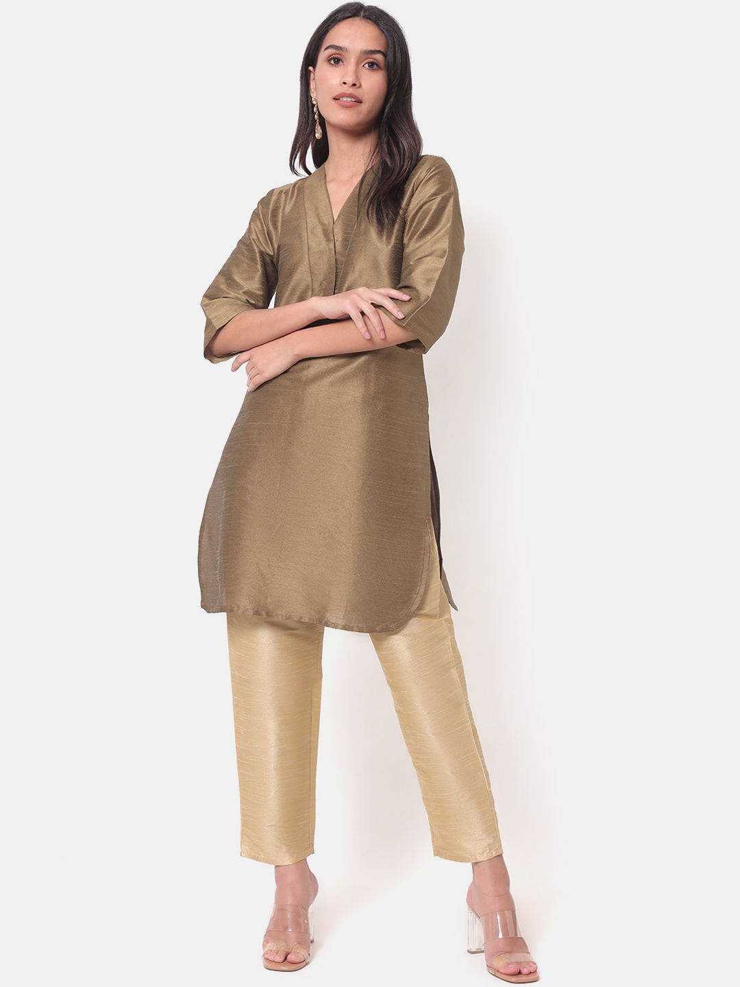 saaki kurta set