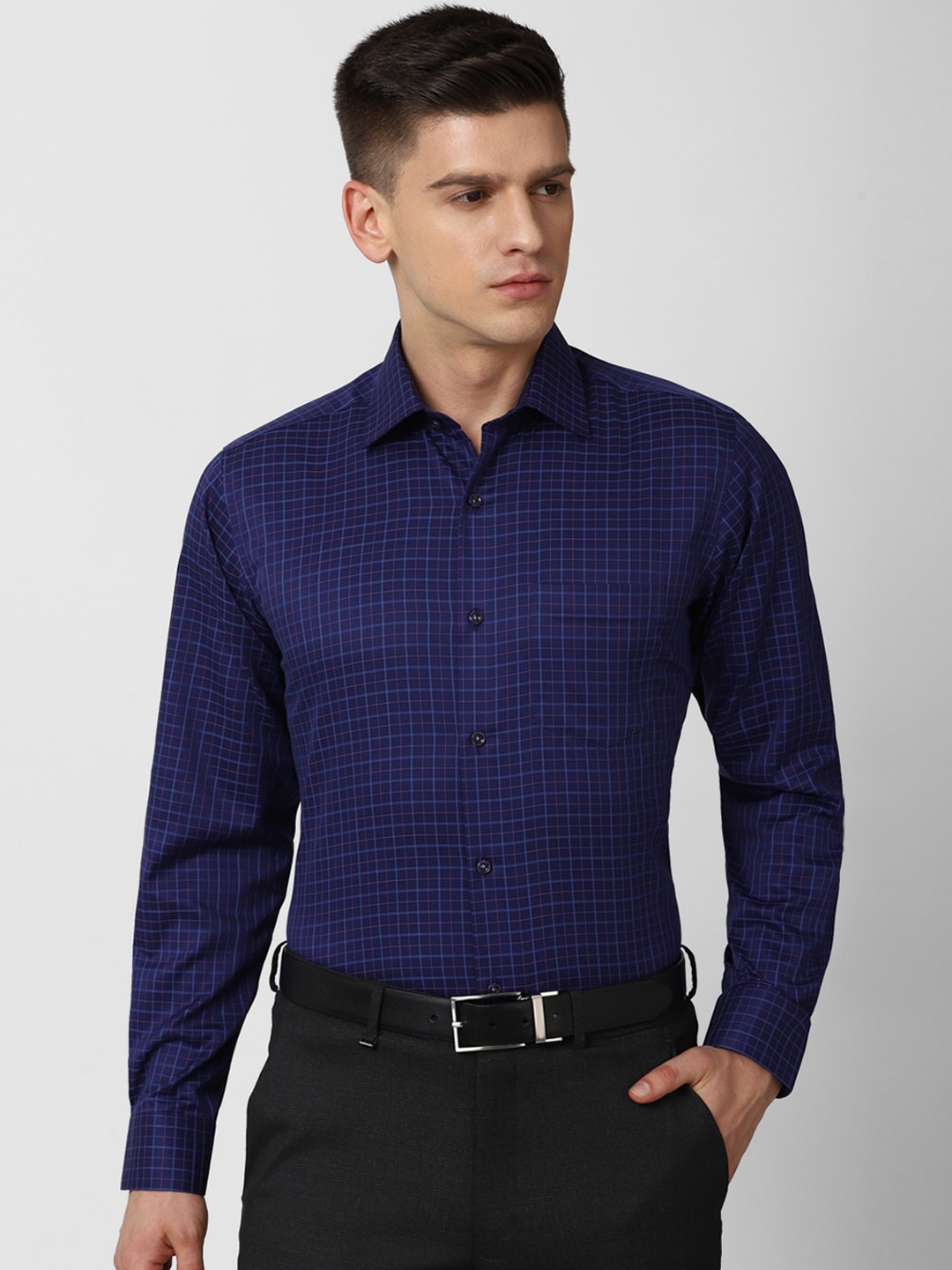 Buy Van Heusen Men Navy Blue Checked Formal Shirt - Shirts for Men ...
