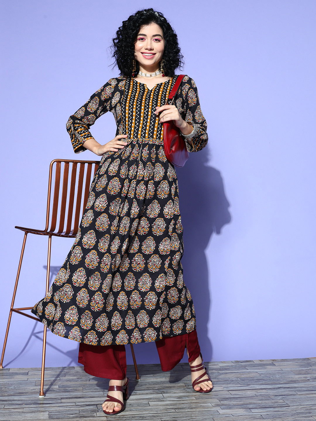Women'S Black & Golden Ethnic Block Printed Anarkali Kurta main image 0