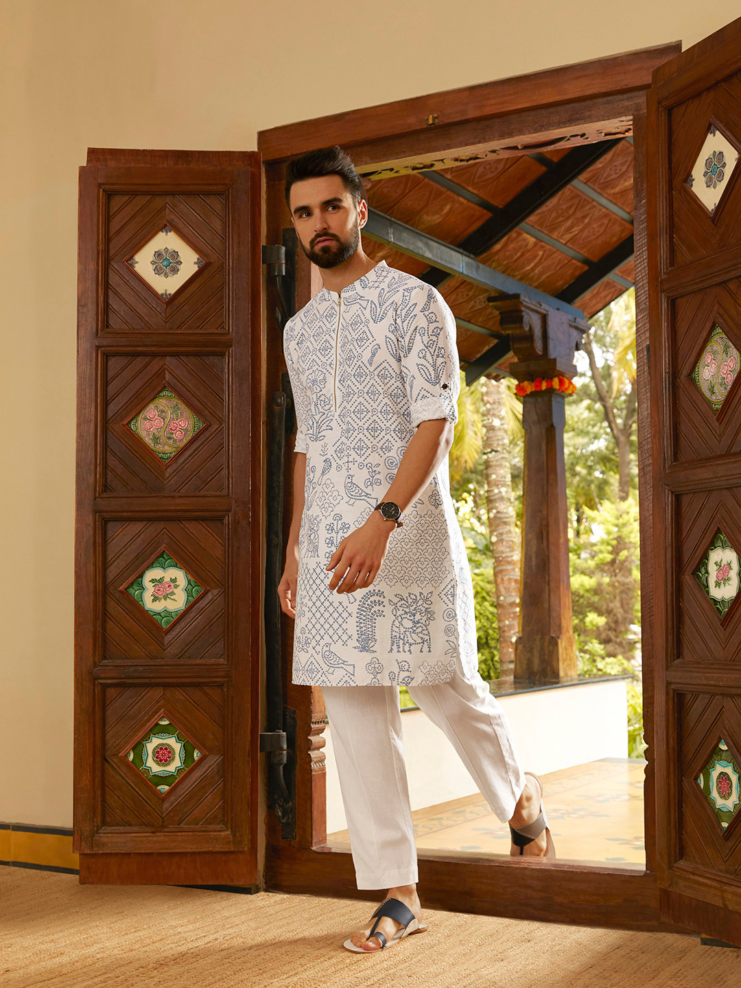 RED BANDHANI PRINTED KURTA SET WITH GEOMETRIC PATTERNED PANTS AND DUPATTA
