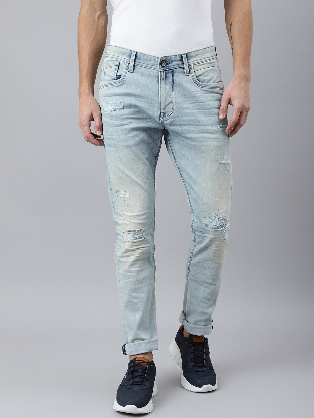 Buy Woodland Men Blue Mildly Distressed Heavy Fade Stretchable Jeans