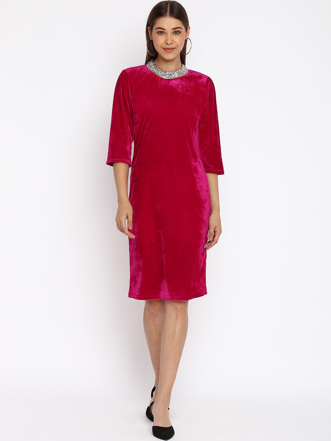 Buy Mayra Red Velvet Sheath Dress Dresses For Women 18354270 Myntra 5577