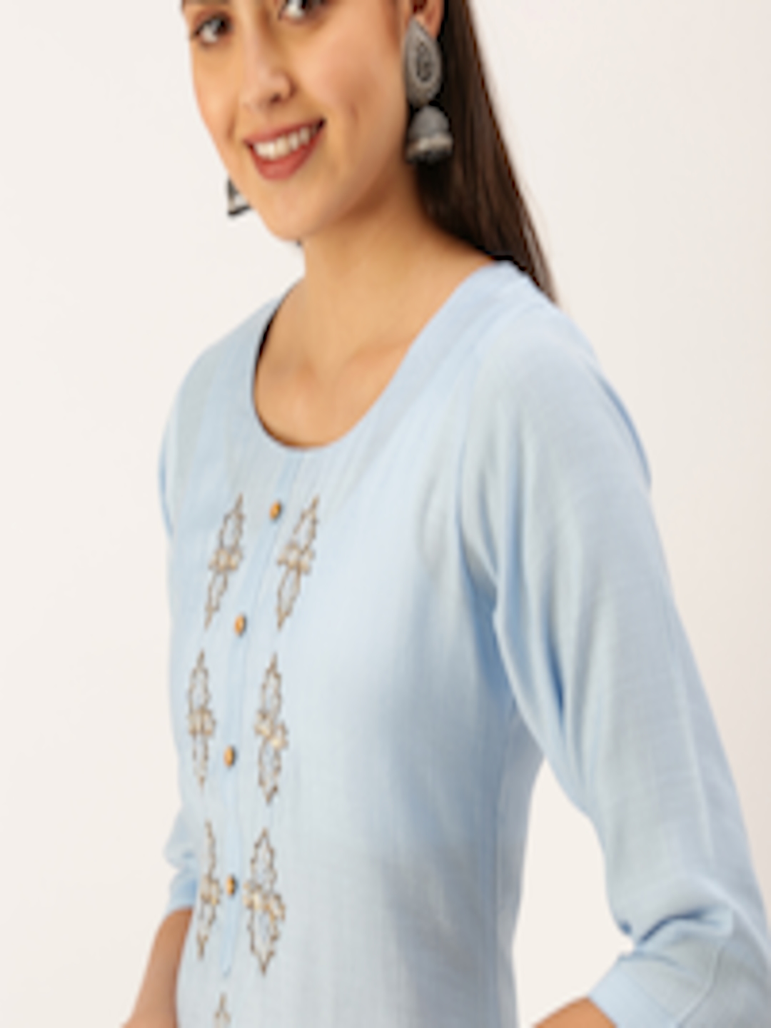 Buy SHOWOFF Women Blue Embroidered Thread Work Kurta - Kurtas for Women