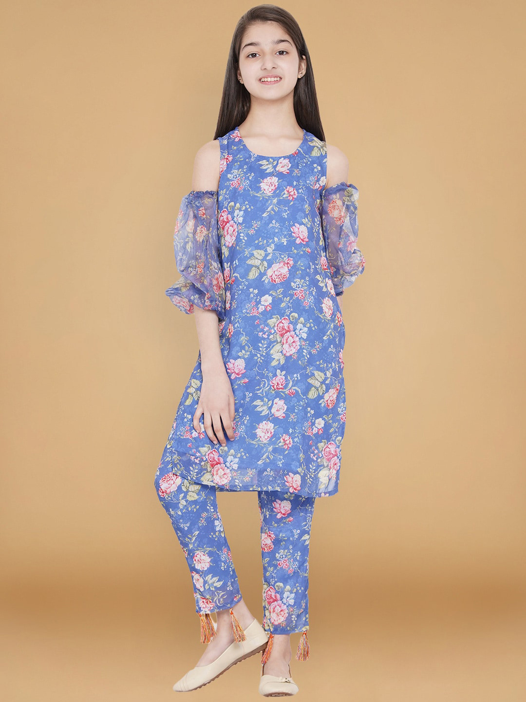 Girls Blue Floral Printed Kurti Trouser Set – Stylish Cotton Casual Outfit