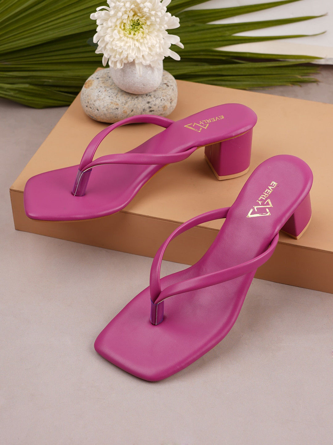 Buy EVERLY Magenta Solid Block Heels - Heels for Women 18528422 | Myntra